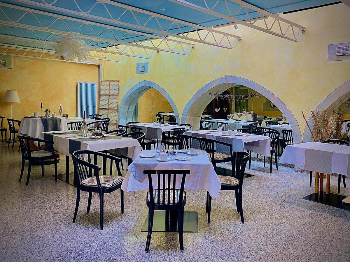 Meister Baer Hotel Ostbayern Floß Buitenkant foto