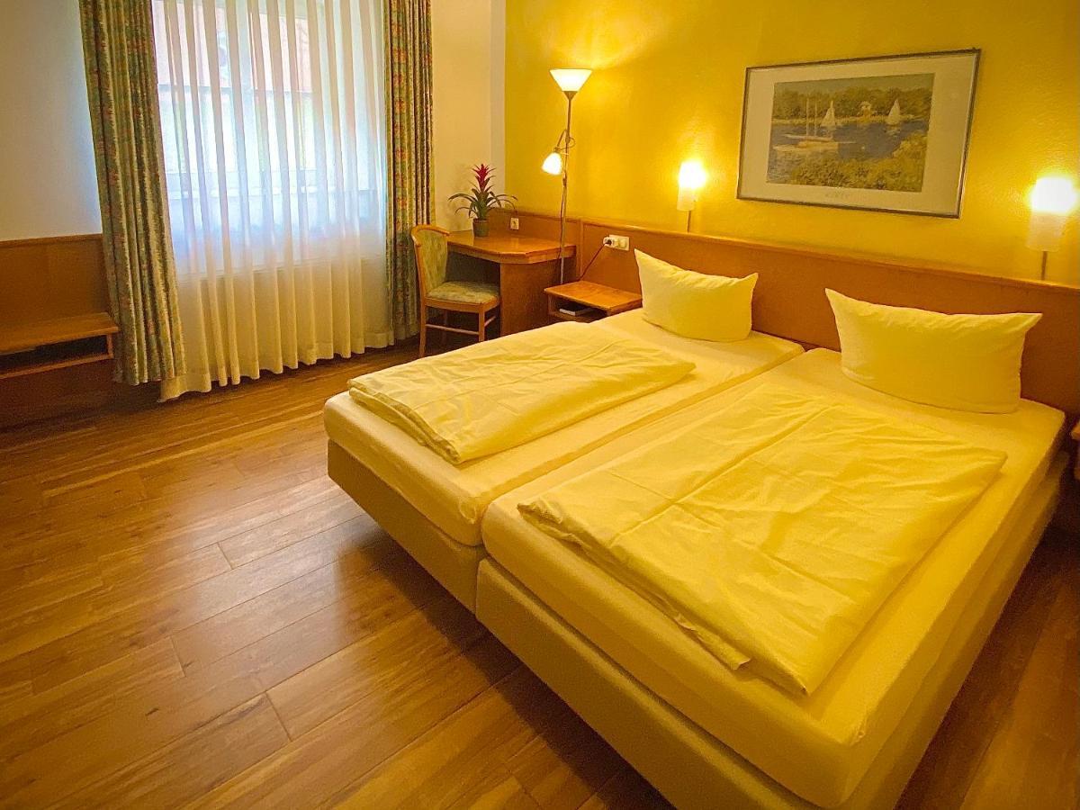 Meister Baer Hotel Ostbayern Floß Buitenkant foto