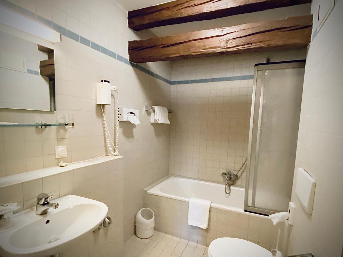 Meister Baer Hotel Ostbayern Floß Buitenkant foto